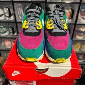 Air Max 90 “Viotech”